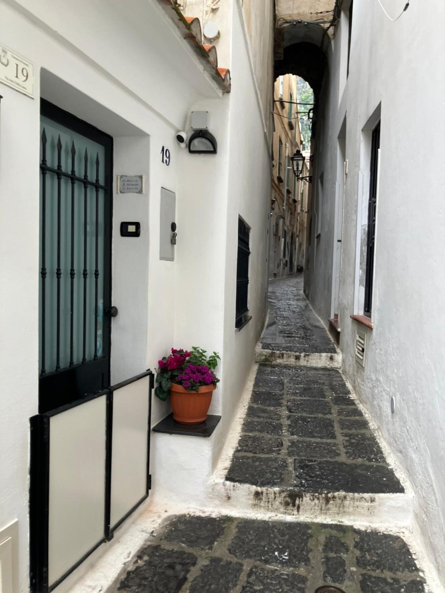 Maria'S Home Atrani Exterior photo